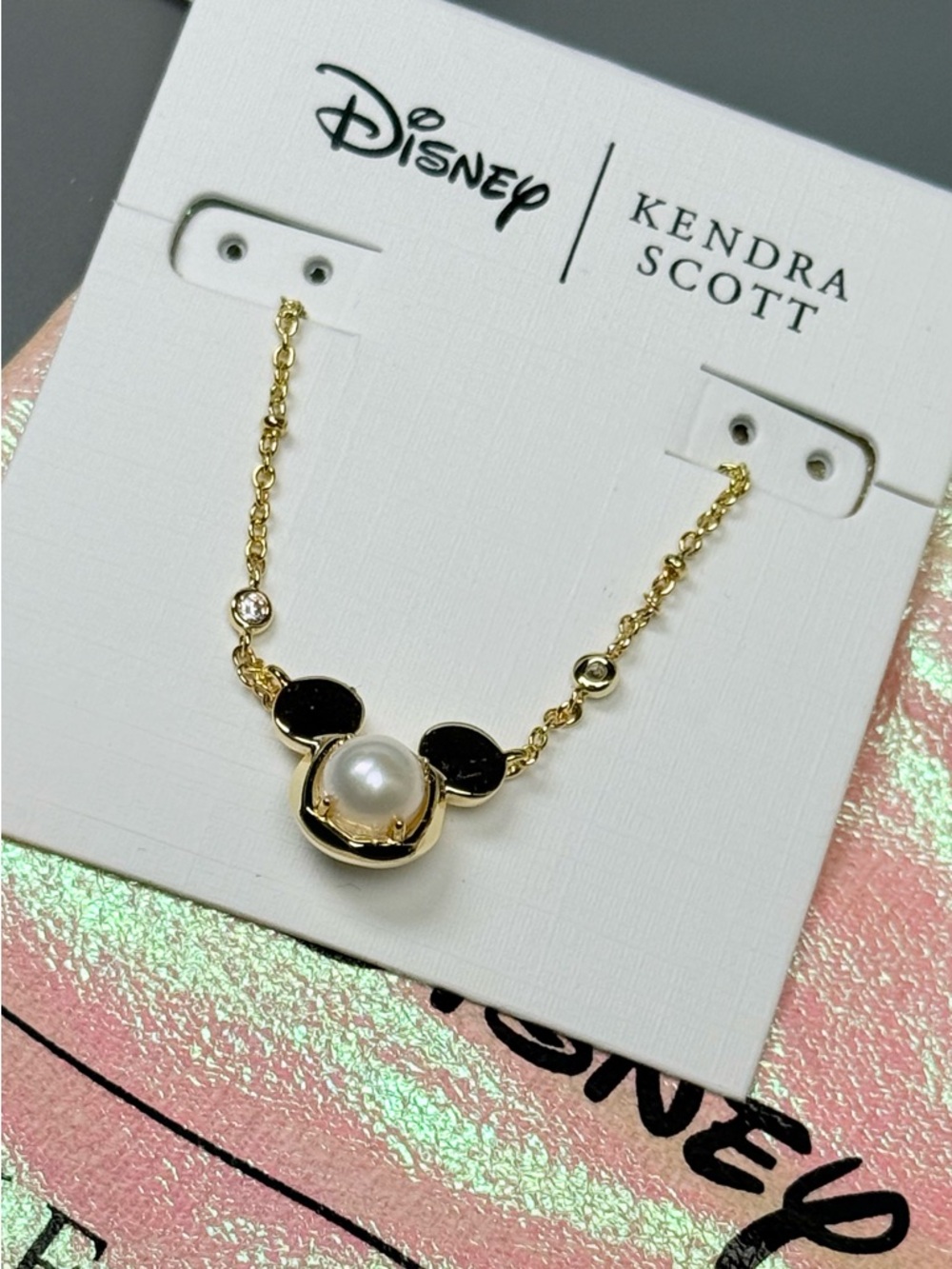 Kendra Scott Mickey Mouse Gold Pendant Necklace in Ivory MOP - Picture 2 of 4